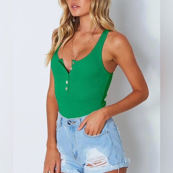 REORIA Women's Scoop Neck Racerback Tank Top Ribbed Button Down Henley Bodysuit - Picture 3 of 4